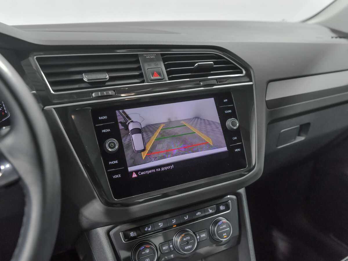 Volkswagen Tiguan, 2020 Фото №9