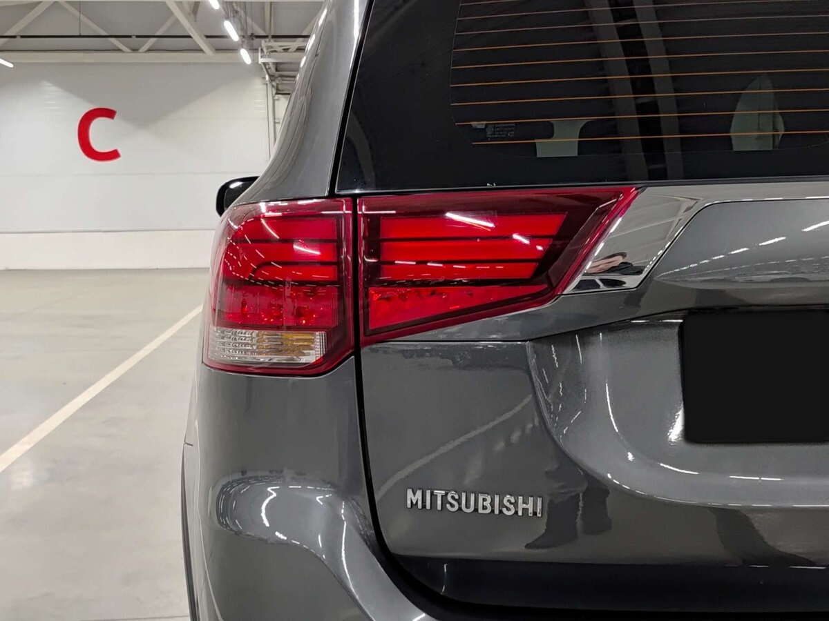 Mitsubishi Outlander III Рестайлинг 2, 2016 Фото №9