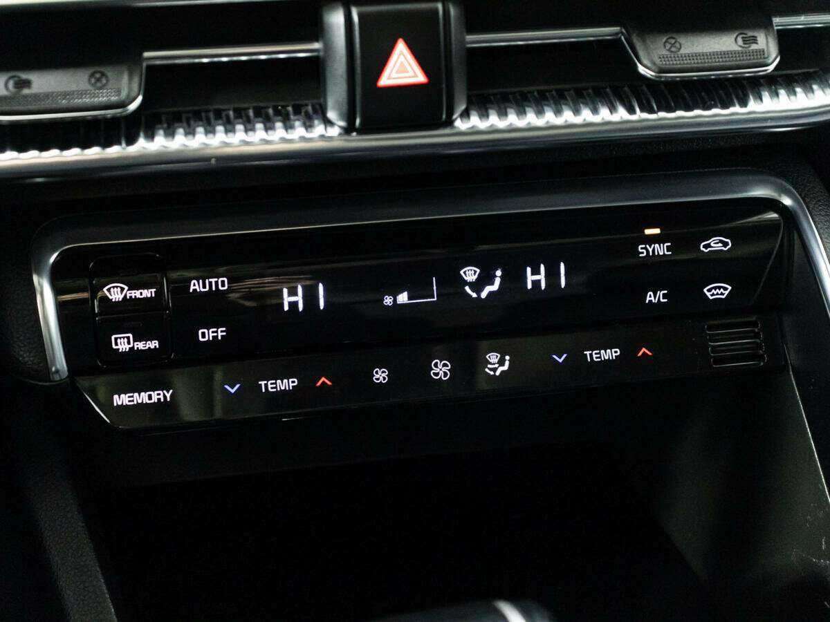 Kia K5, 2020 Фото №19