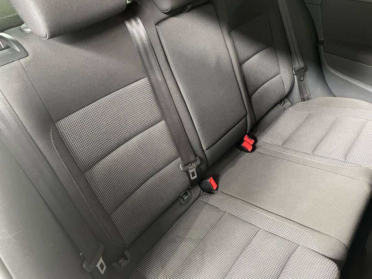 Volkswagen Golf, 2012 Фото №19