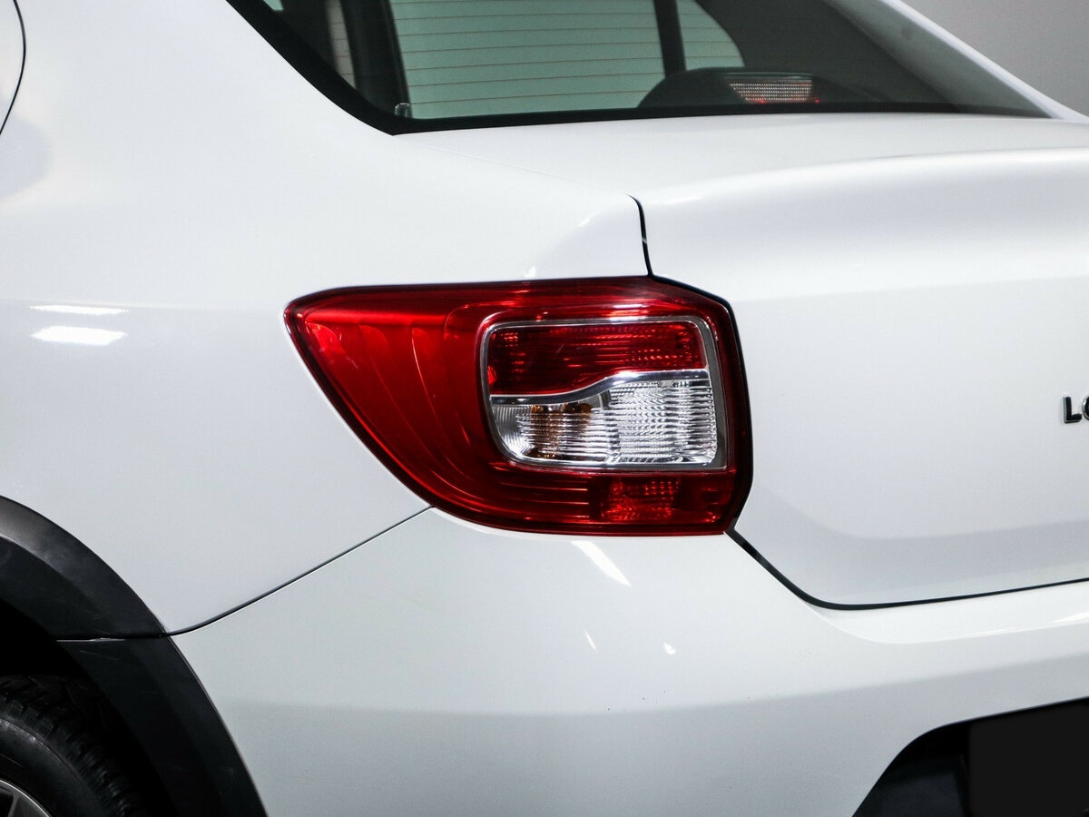 Renault Logan Stepway II Рестайлинг, 2021 Фото №12