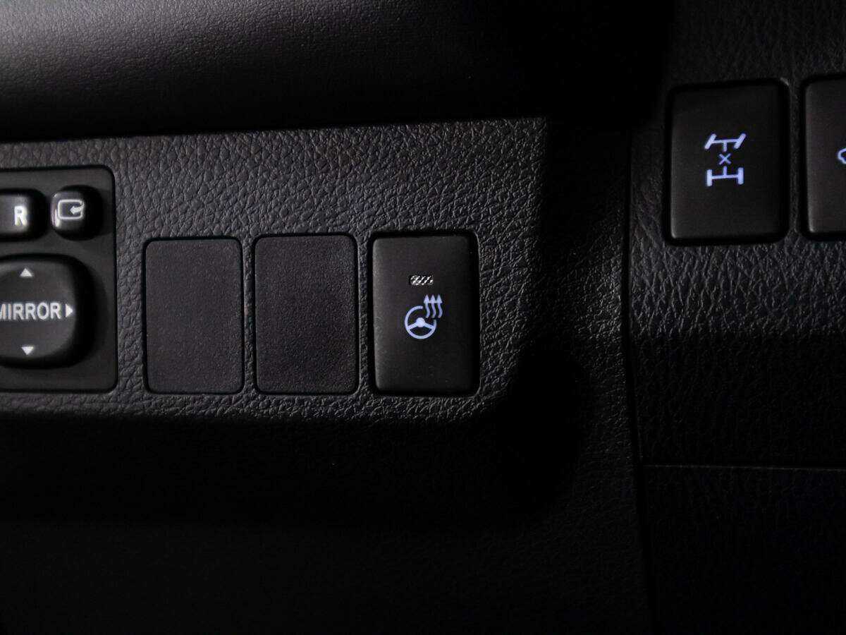 Toyota RAV4, 2018 Фото №17