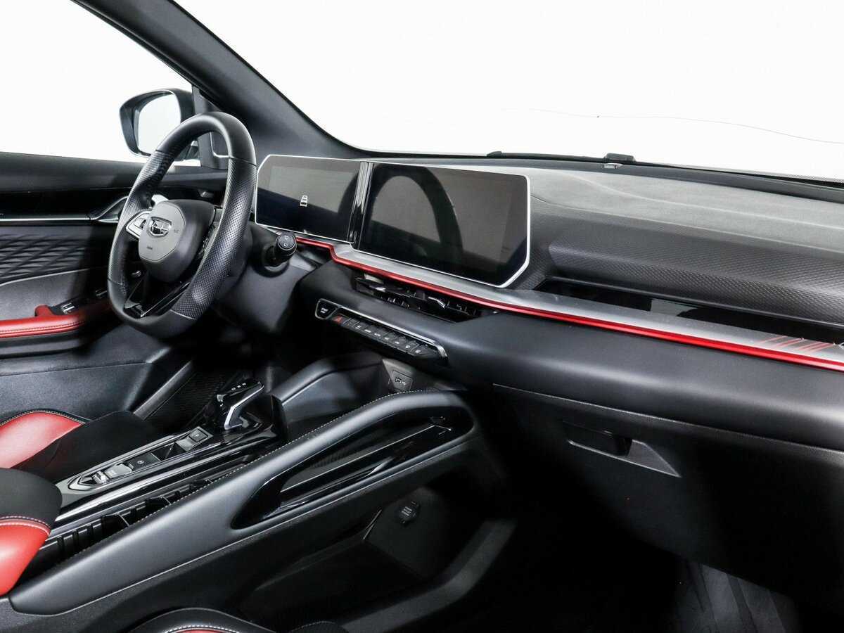 Geely Coolray, 2023 Фото №6