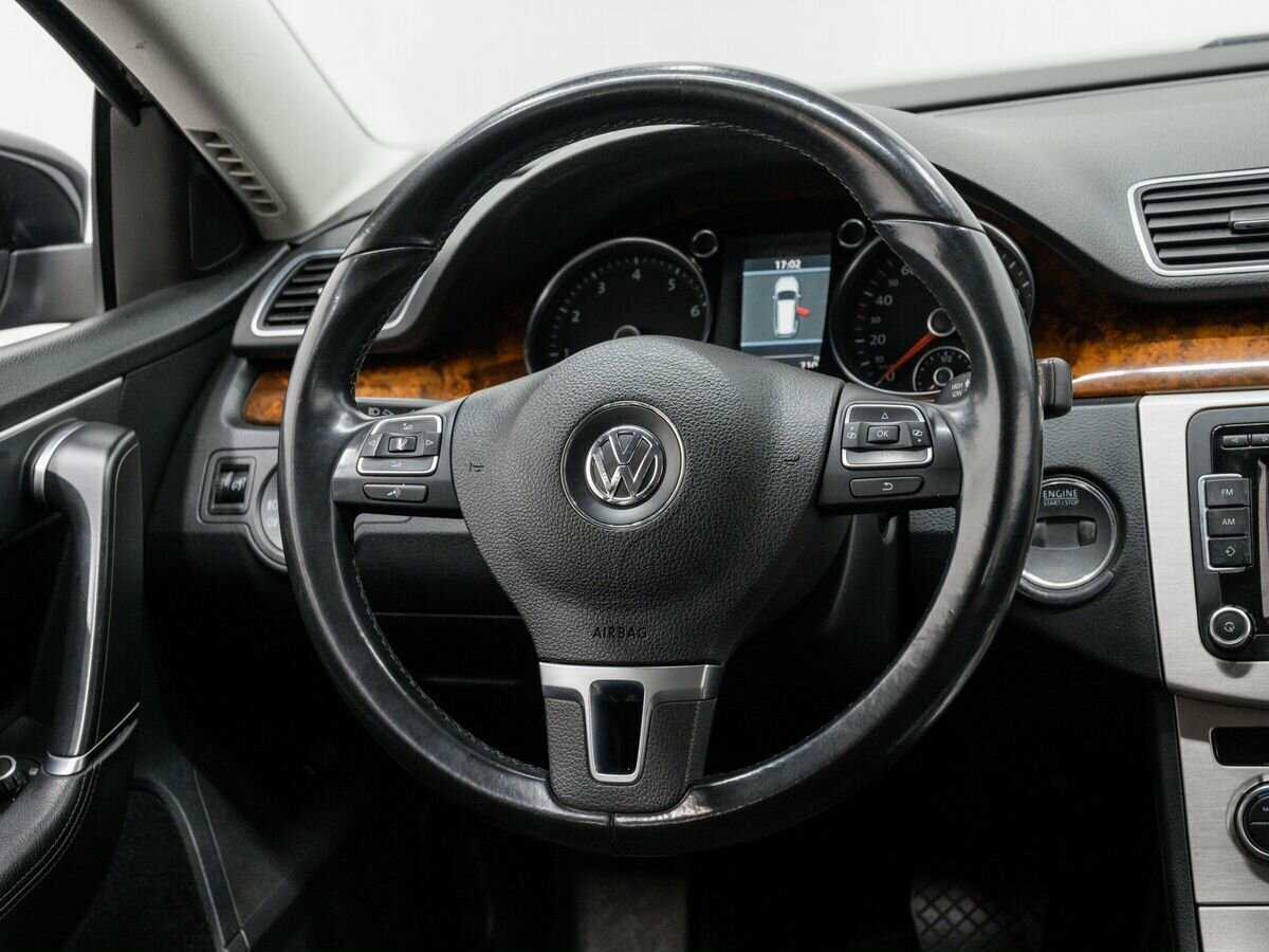 Volkswagen Passat, 2012 Фото №11