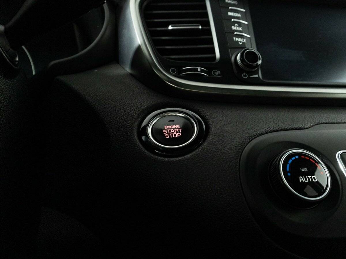 Kia Sorento, 2018 Фото №30