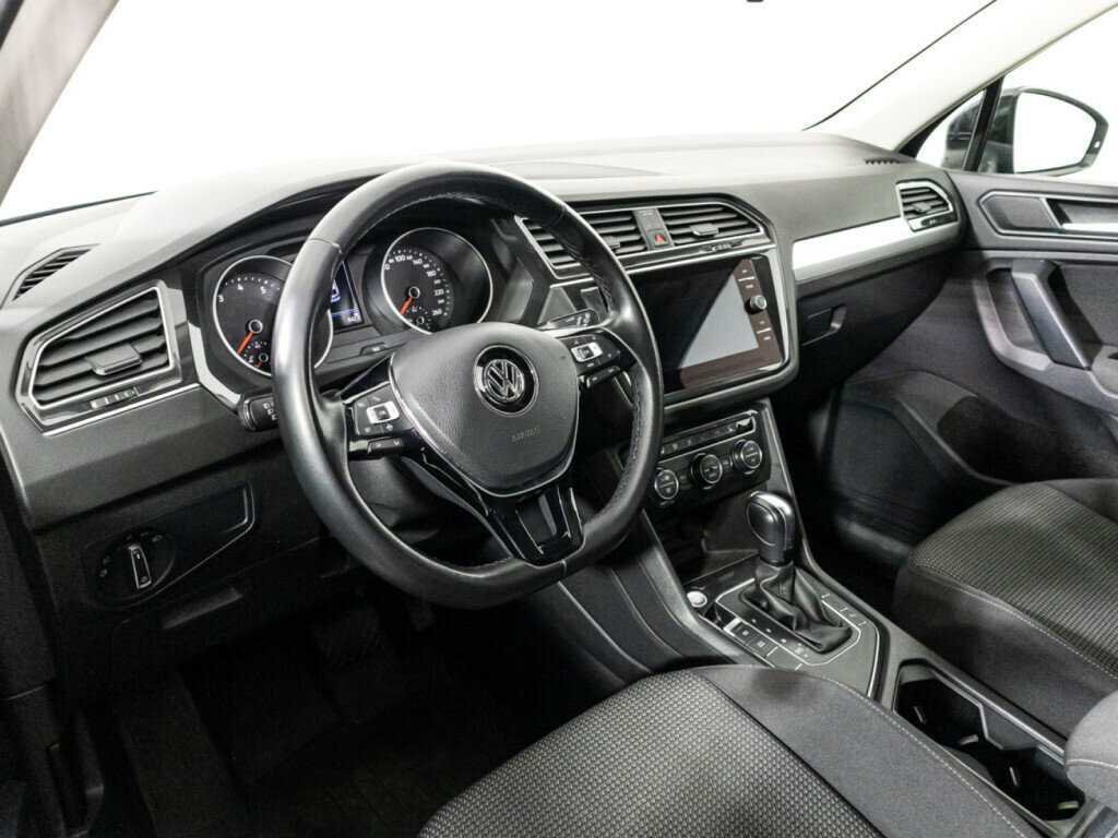 Volkswagen Tiguan, 2020 Фото №11