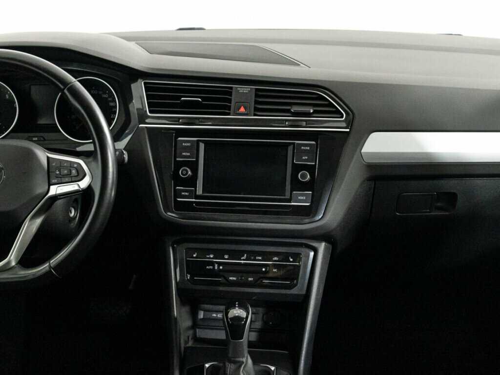 Volkswagen Tiguan, 2021 Фото №14