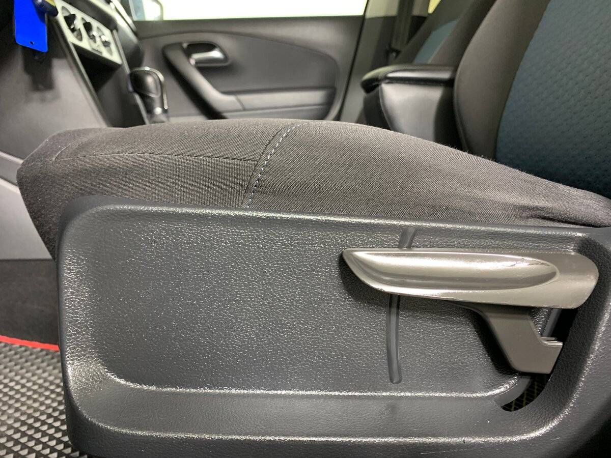 Volkswagen Polo, 2013 Фото №13