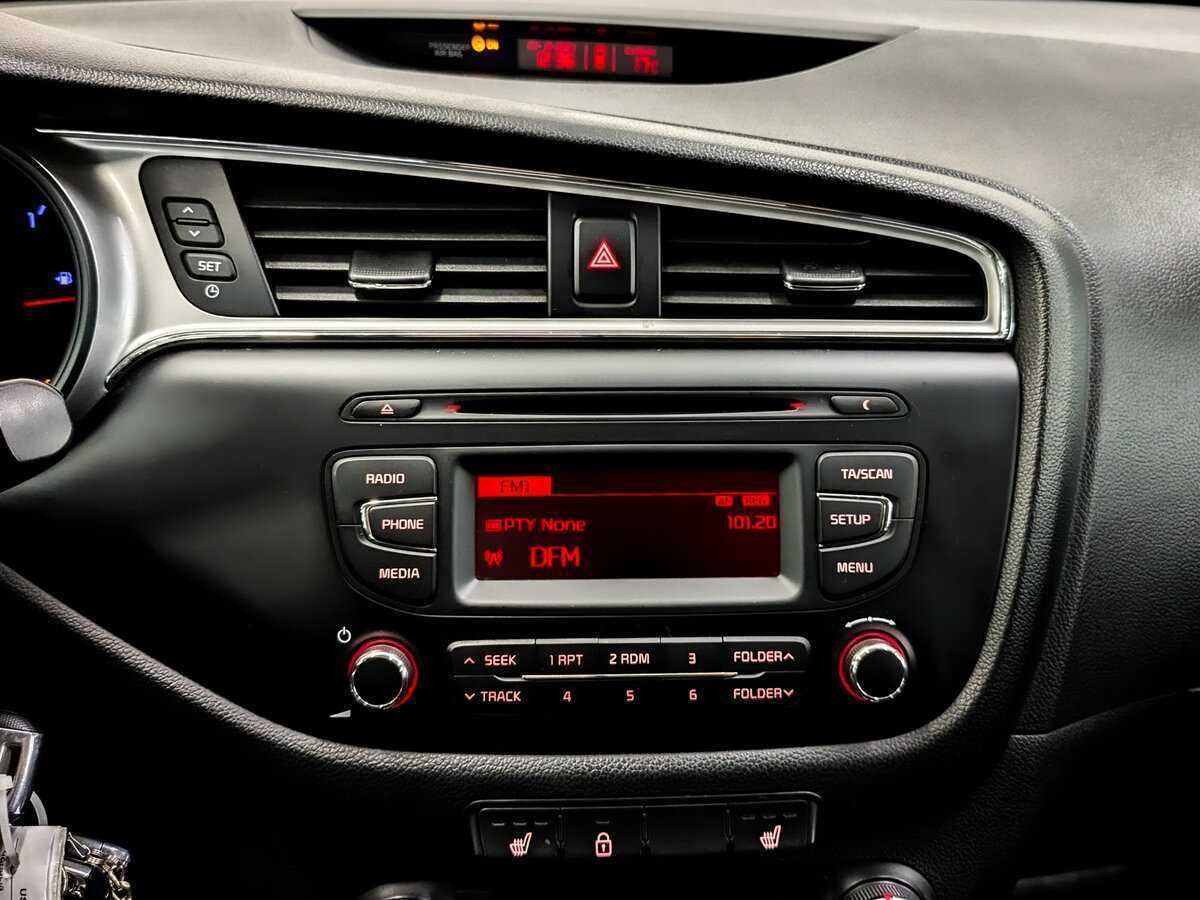 Kia Ceed, 2015 Фото №15