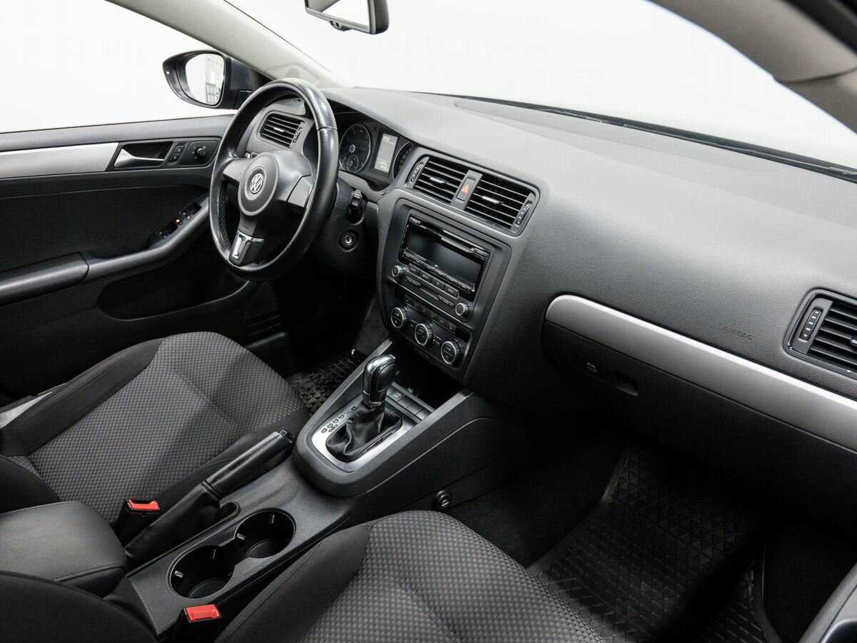 Volkswagen Jetta, 2012 Фото №8