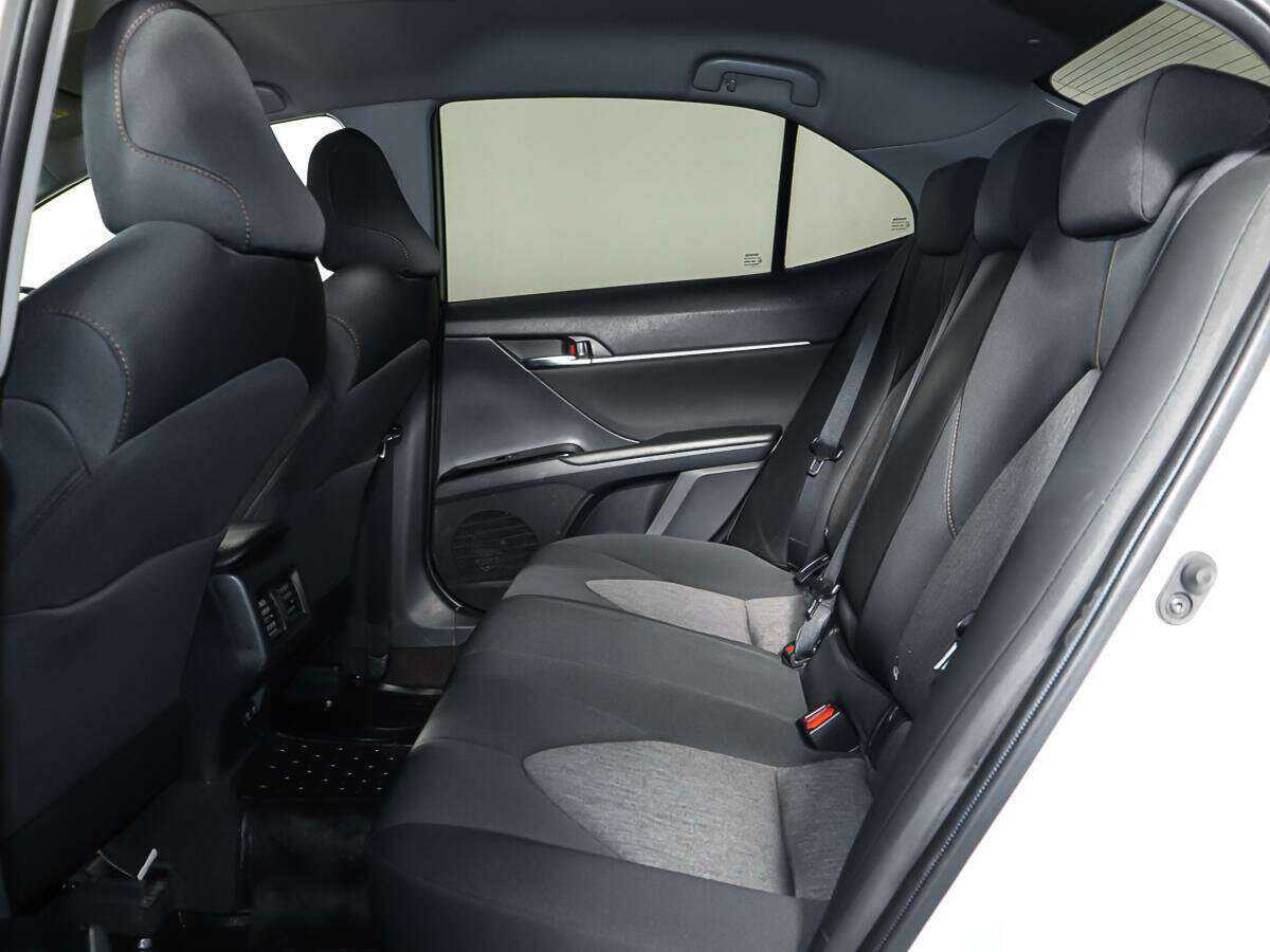 Toyota Camry, 2020 Фото №10