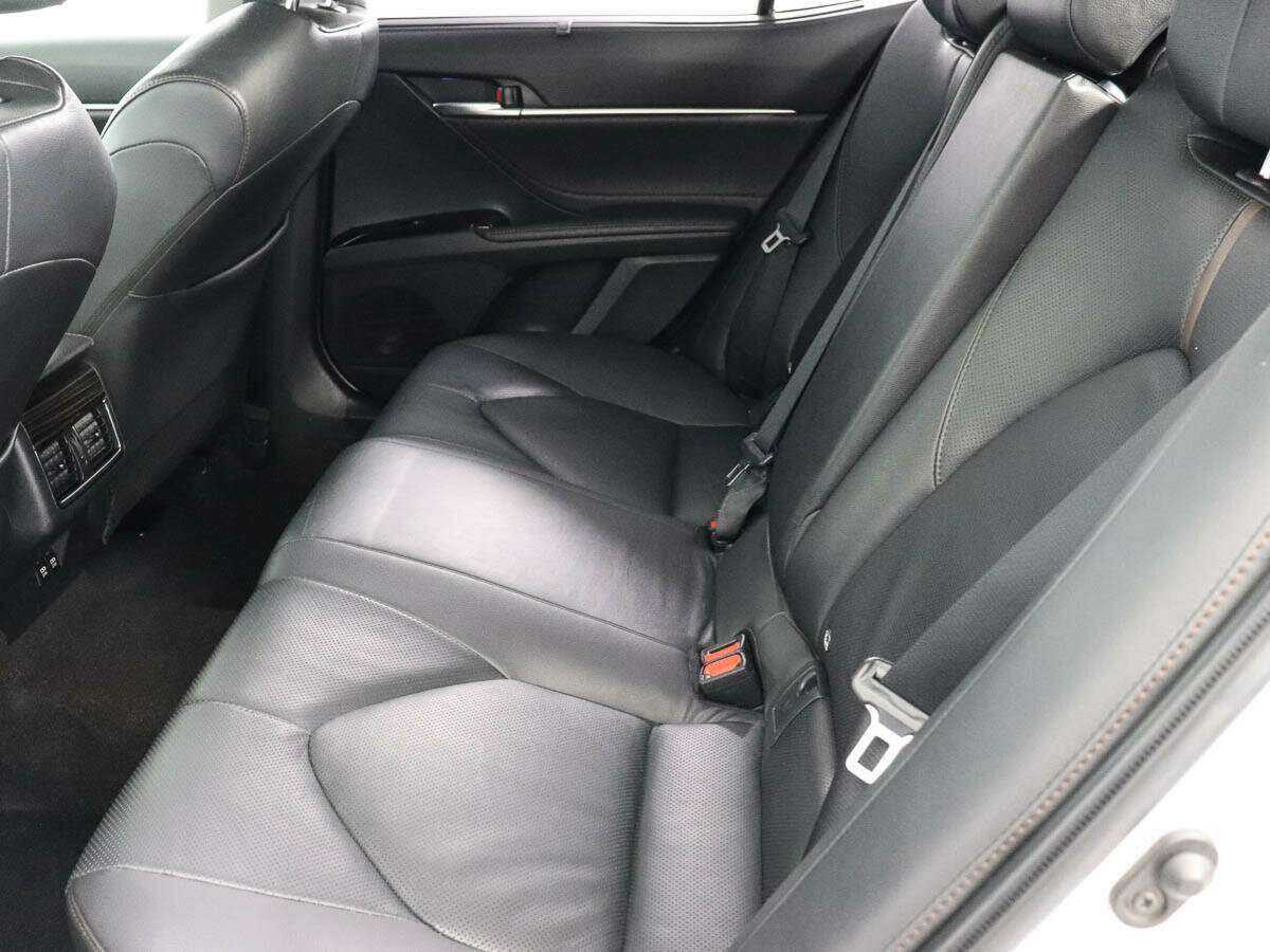 Toyota Camry, 2018 Фото №9