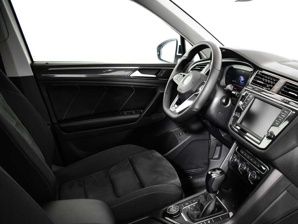 Volkswagen Tiguan, 2017 Фото №9