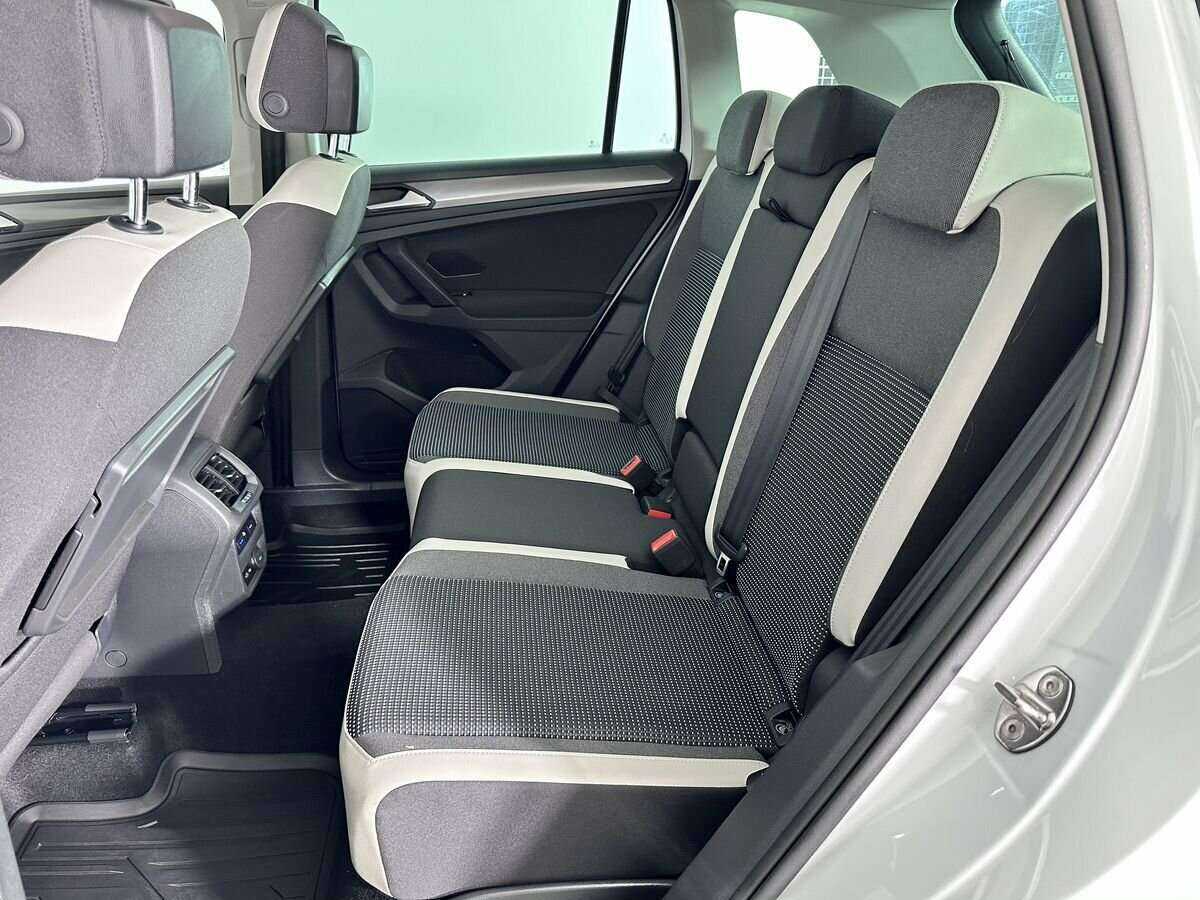 Volkswagen Tiguan, 2019 Фото №17