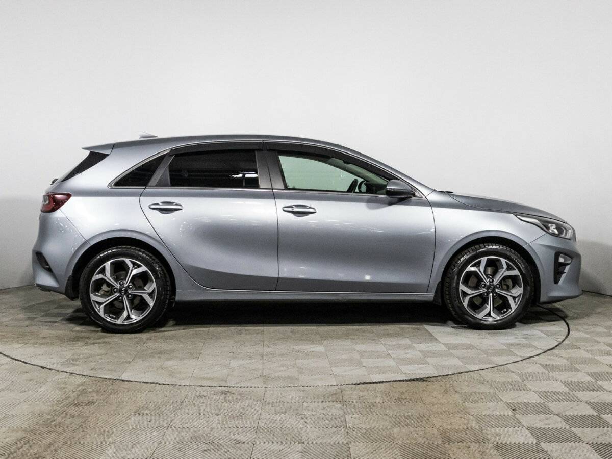 Kia Ceed, 2021 Фото №4