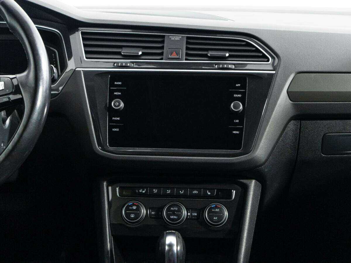 Volkswagen Tiguan, 2019 Фото №14