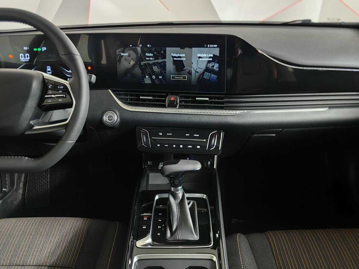 FAW Bestune B70, 2023 Фото №11