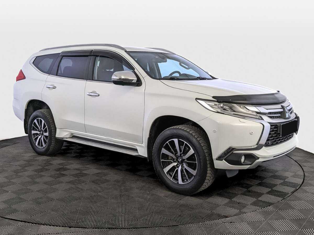 Mitsubishi Pajero Sport, 2017 Фото №3