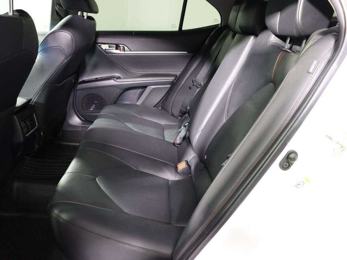 Toyota Camry, 2018 Фото №8