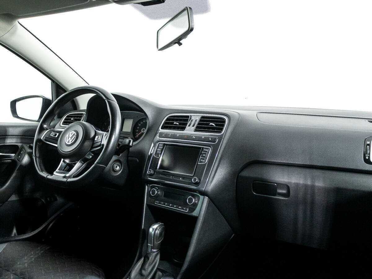 Volkswagen Polo, 2018 Фото №9