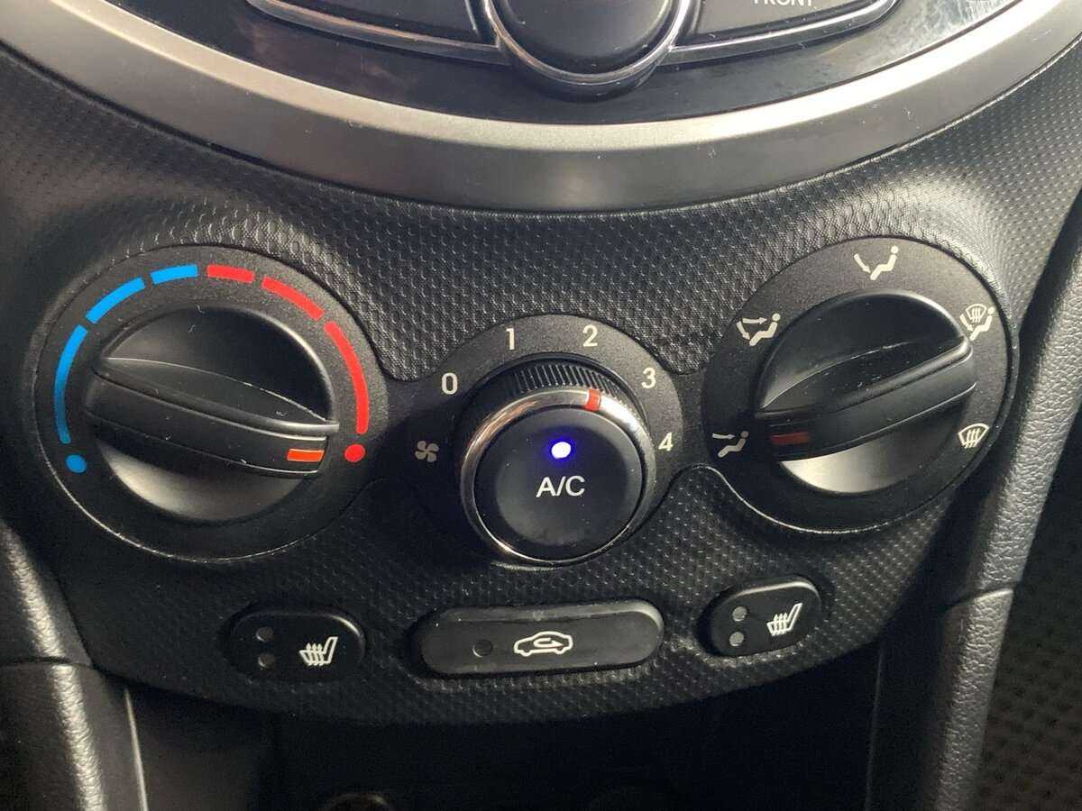 Hyundai Solaris, 2012 Фото №15