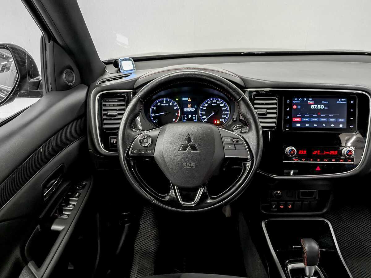 Mitsubishi Outlander, 2021 Фото №20