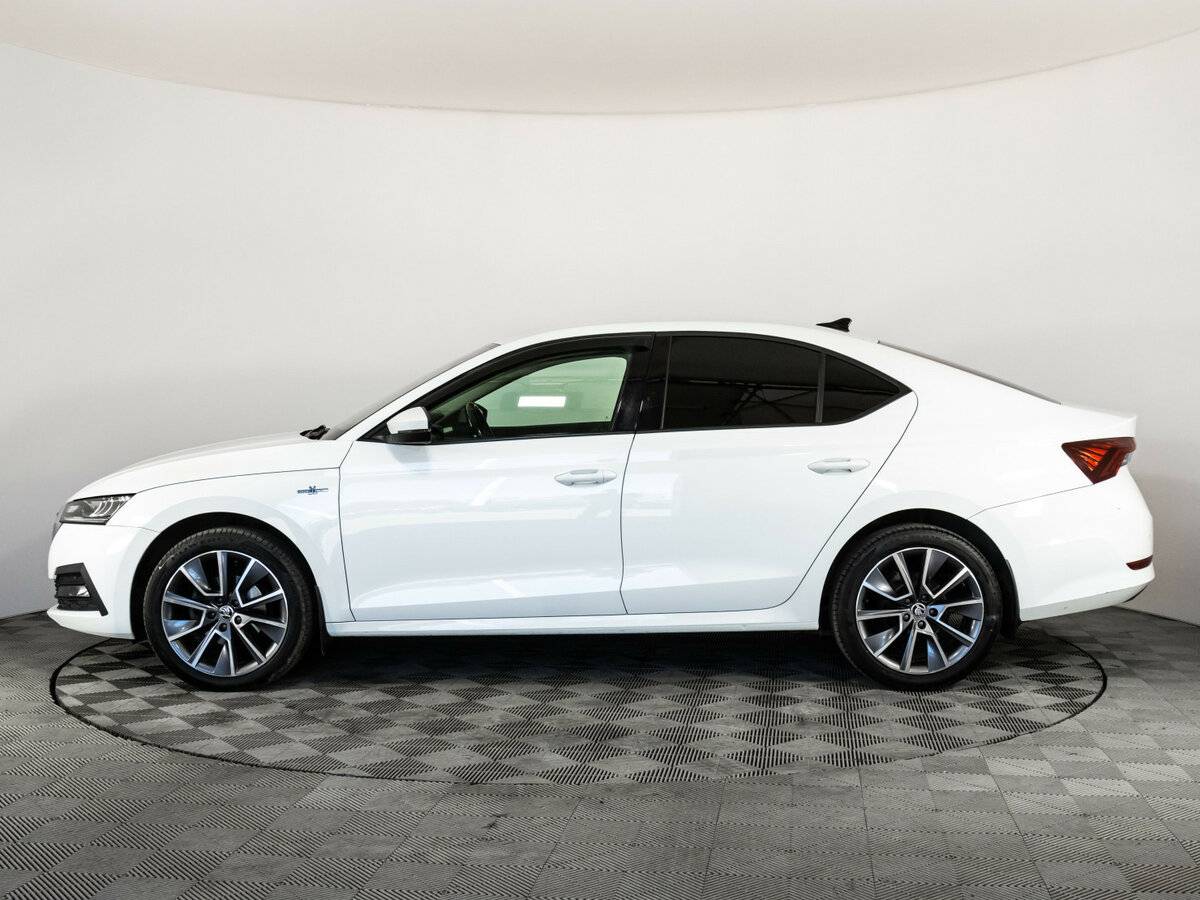 Skoda Octavia, 2021 Фото №8
