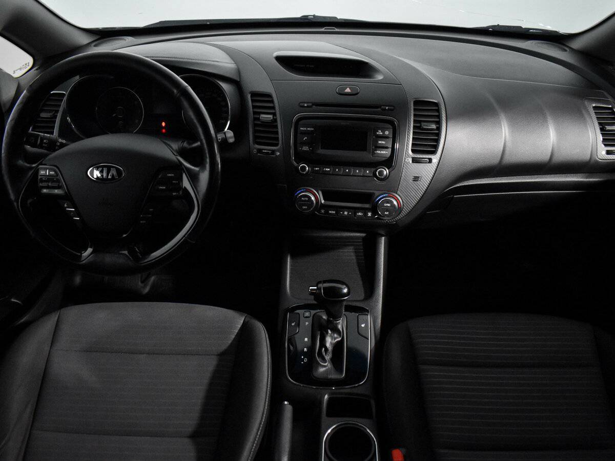 Kia Cerato, 2018 Фото №13