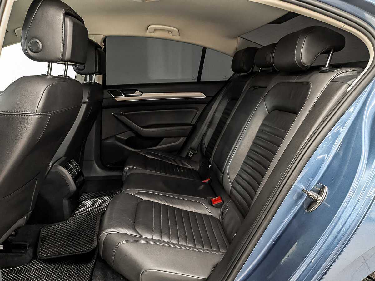 Volkswagen Passat, 2015 Фото №18