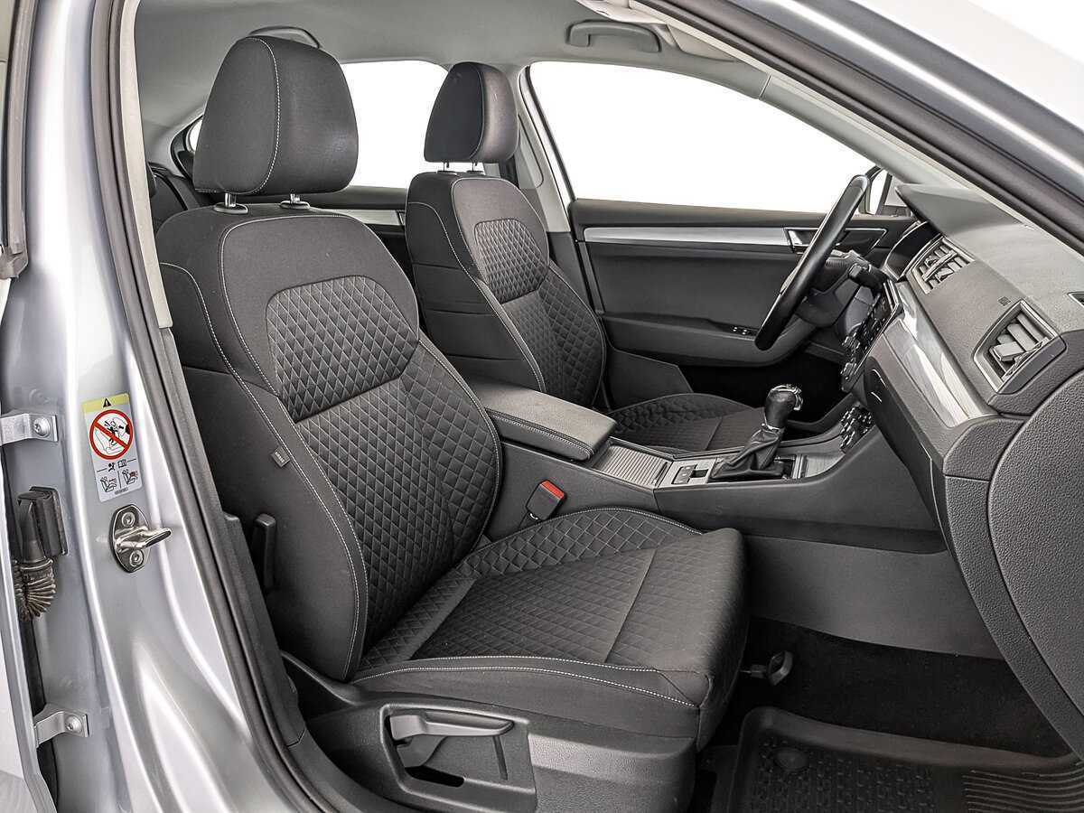 Skoda Superb, 2021 Фото №21