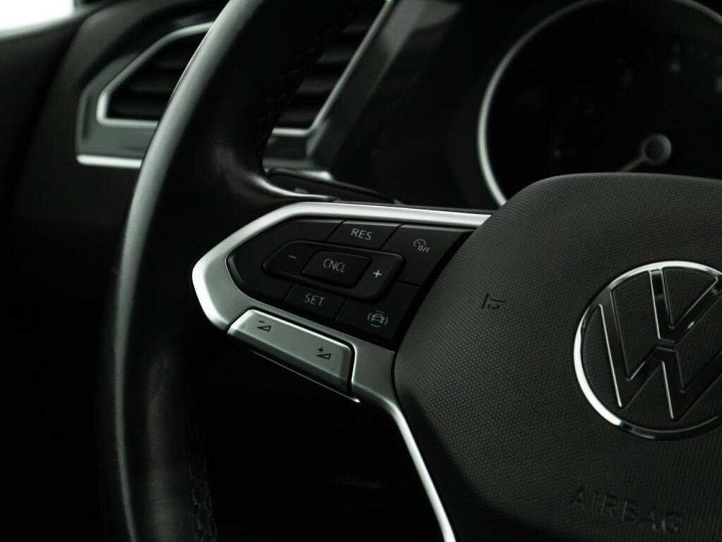 Volkswagen Tiguan, 2021 Фото №22