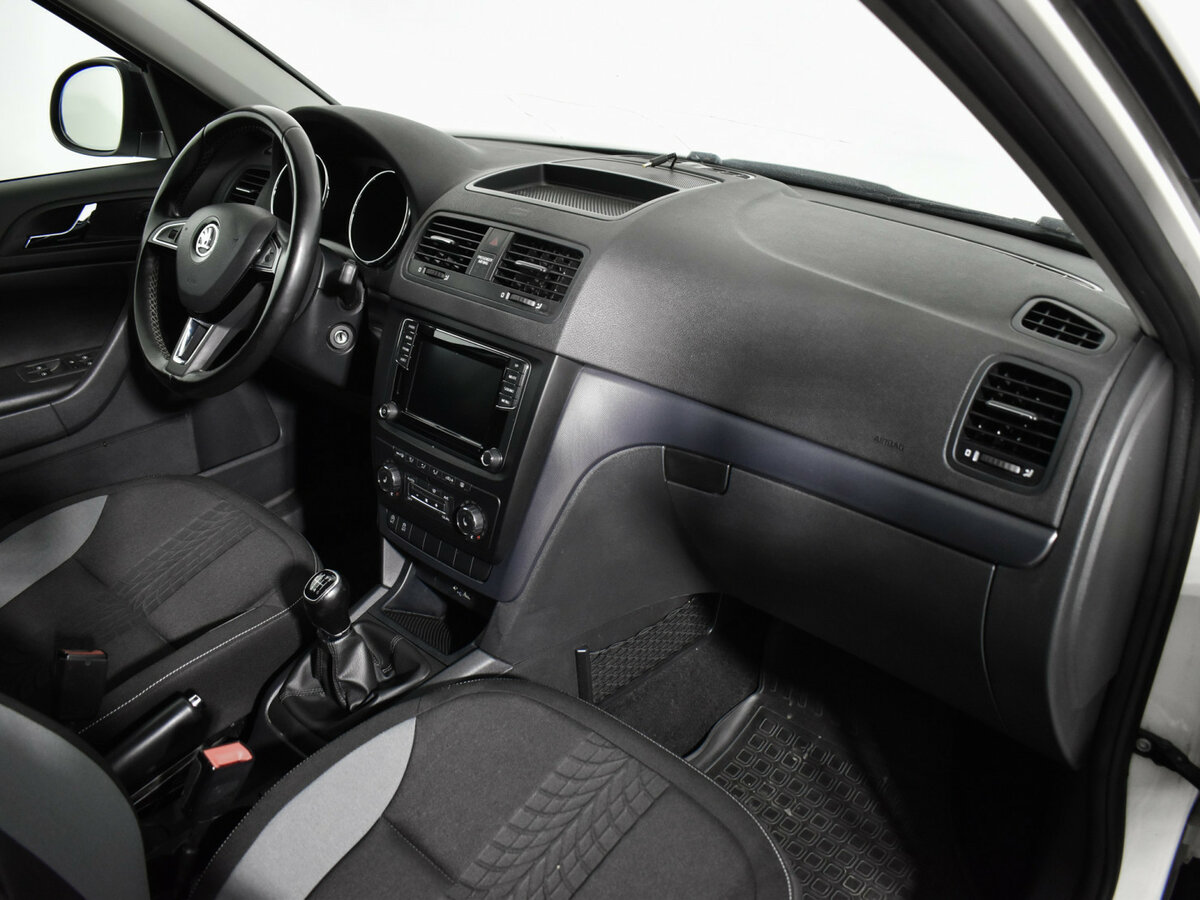Skoda Yeti I Рестайлинг, 2017 Фото №12