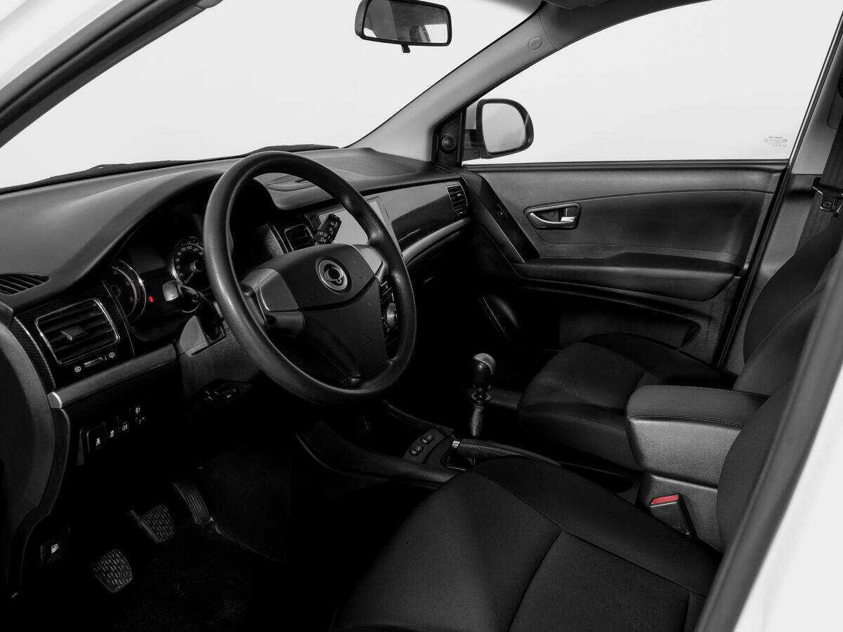 SsangYong Actyon, 2013 Фото №15