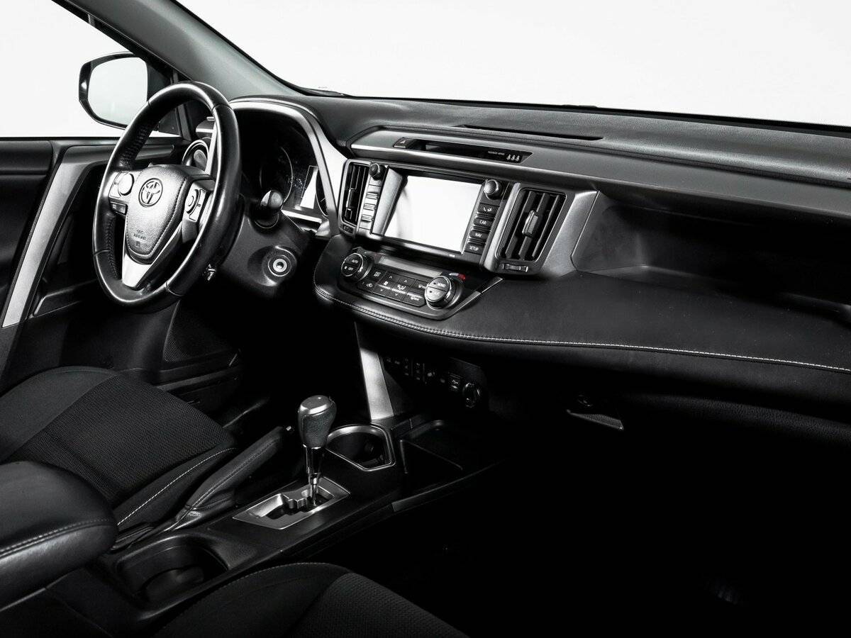 Toyota RAV4, 2017 Фото №9