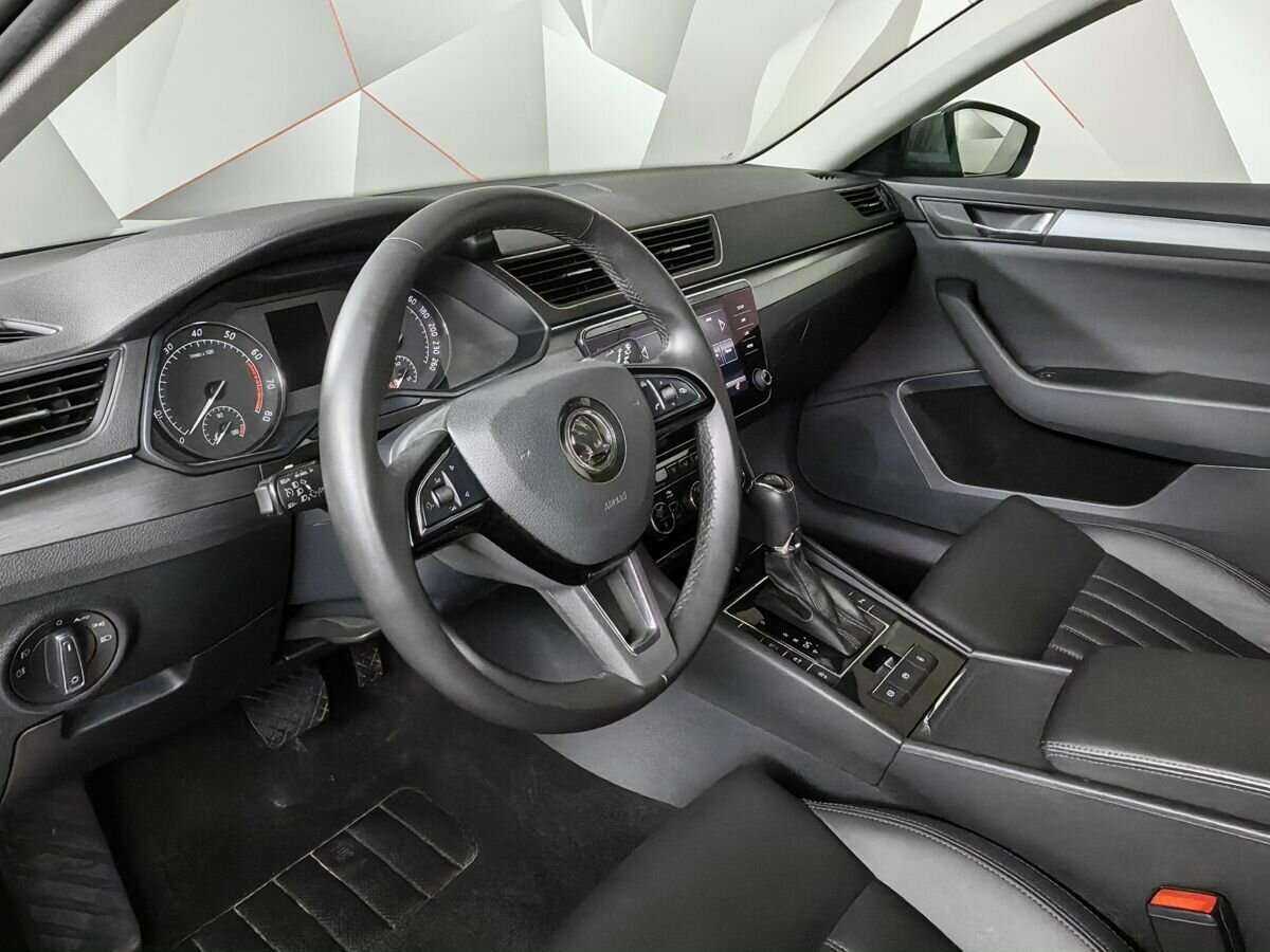 Skoda Superb, 2017 Фото №15