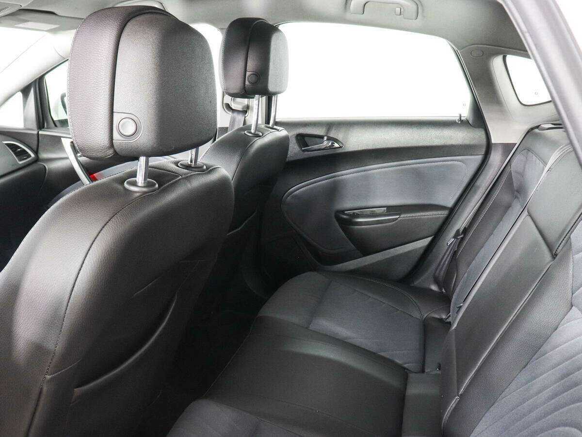 Opel Astra, 2014 Фото №12