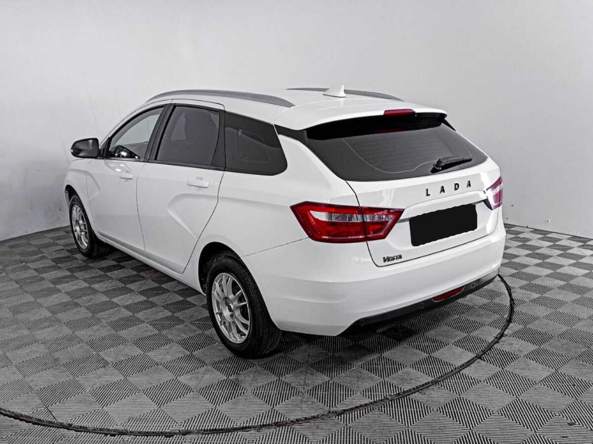 Lada (ВАЗ) Vesta SW, 2021 Фото №7