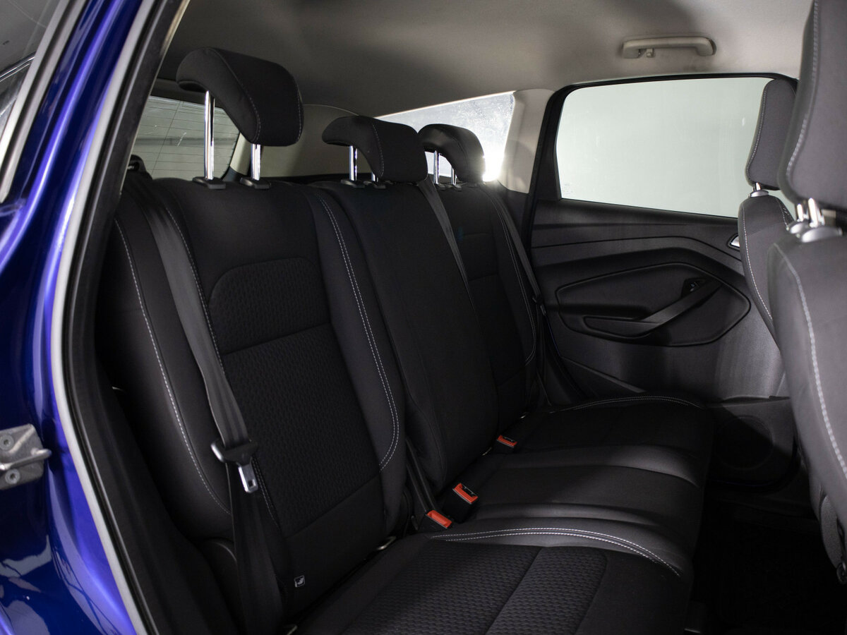 Ford Kuga II Рестайлинг, 2017 Фото №17