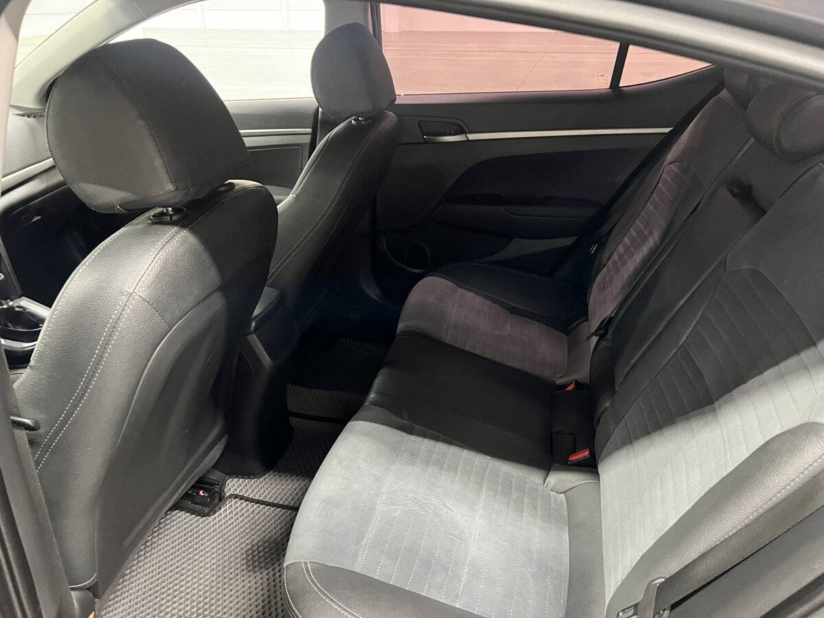 Hyundai Elantra VI (AD), 2016 Фото №12