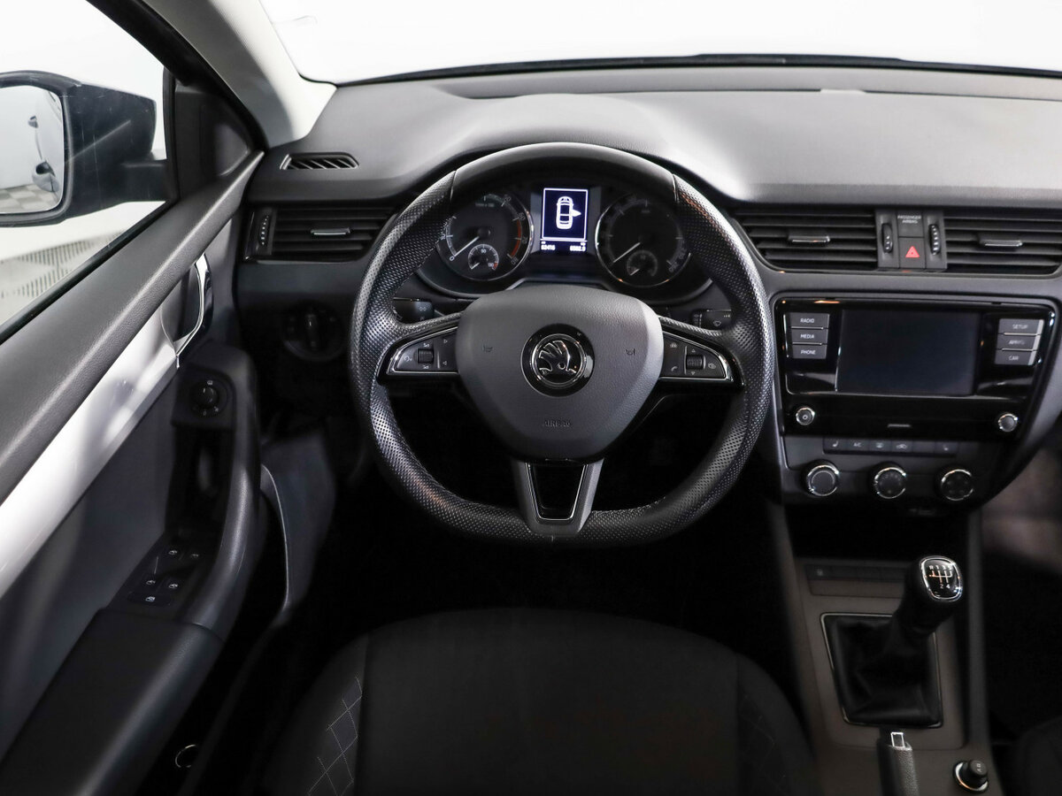 Skoda Octavia III (A7) Рестайлинг, 2019 Фото №8