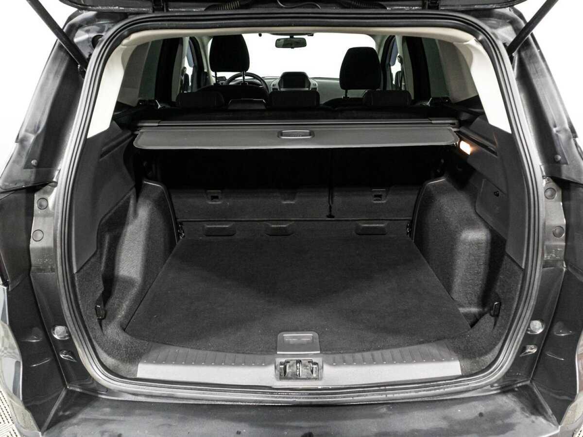 Ford Kuga, 2018 Фото №15