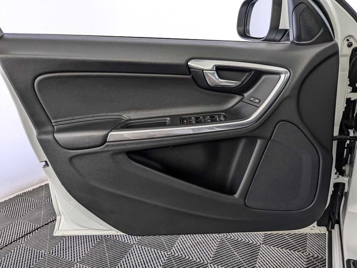 Volvo S60, 2016 Фото №15