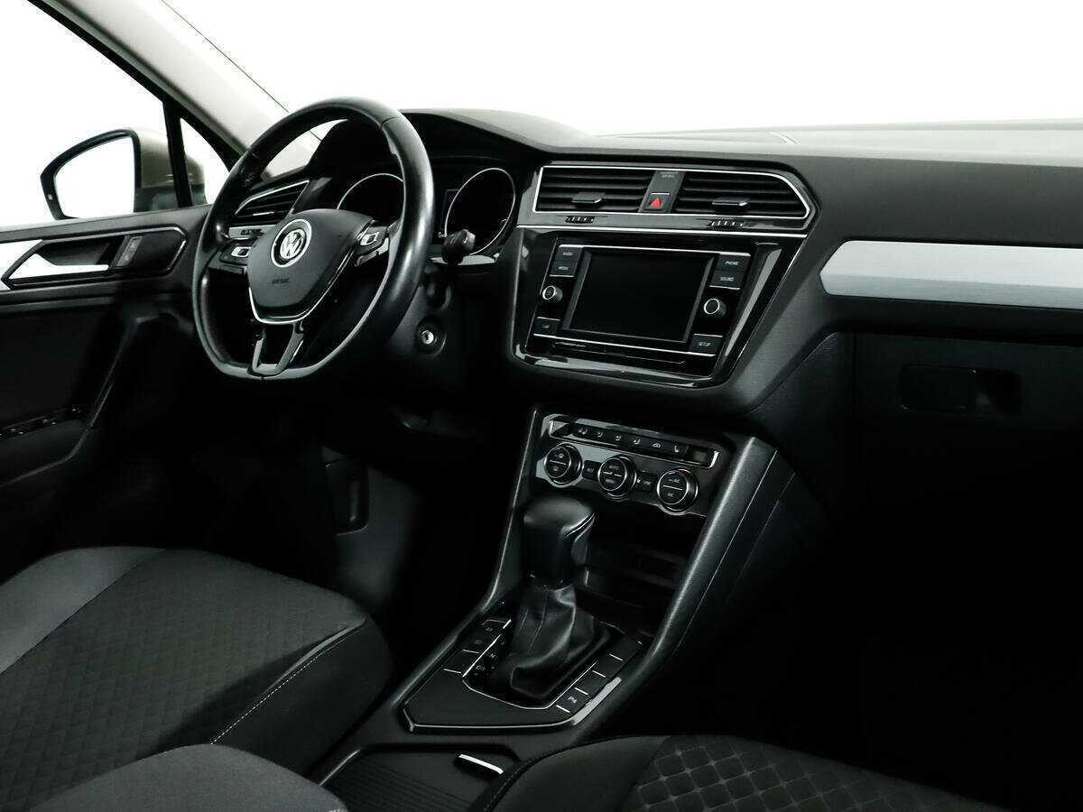 Volkswagen Tiguan, 2017 Фото №13