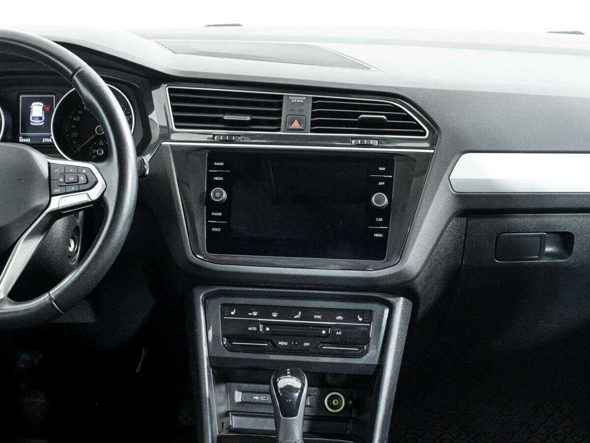 Volkswagen Tiguan, 2021 Фото №14