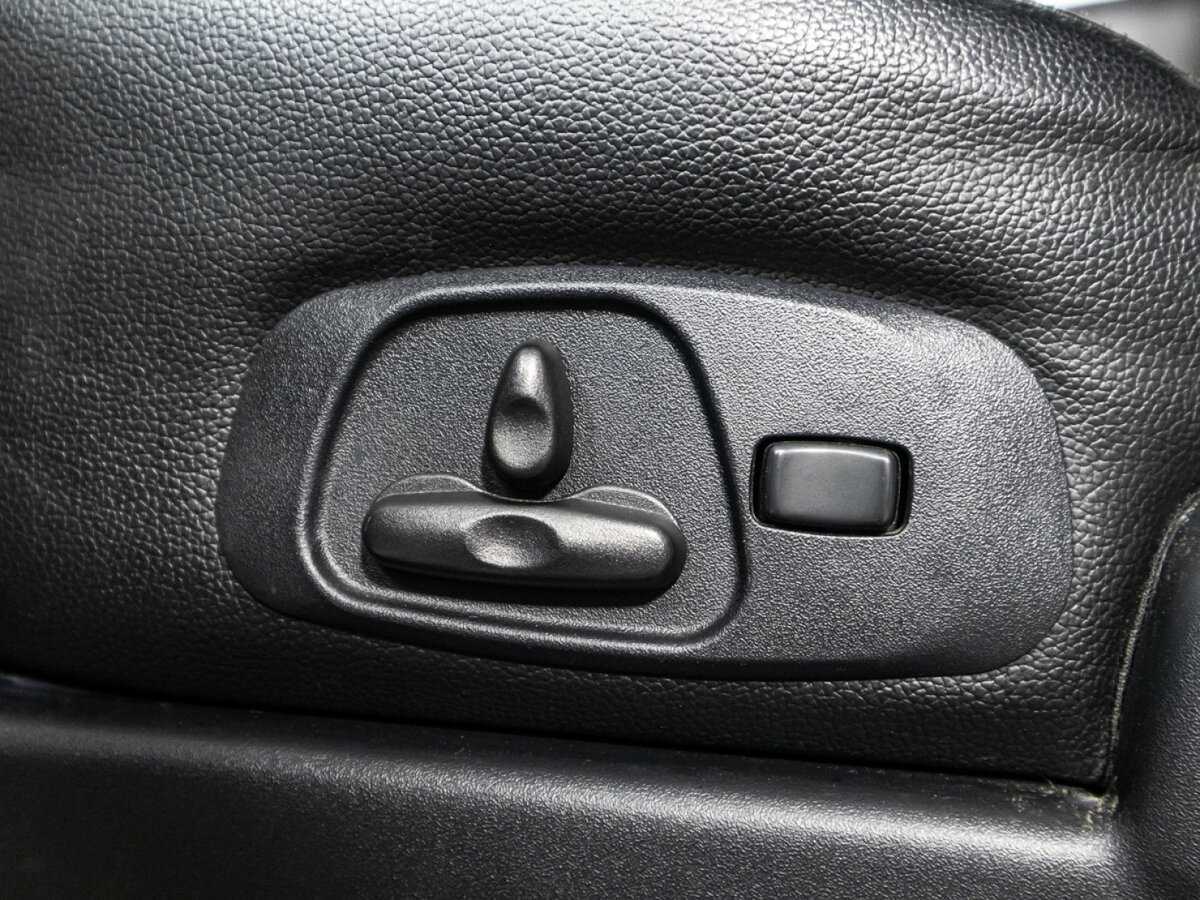 Mitsubishi Pajero, 2012 Фото №13