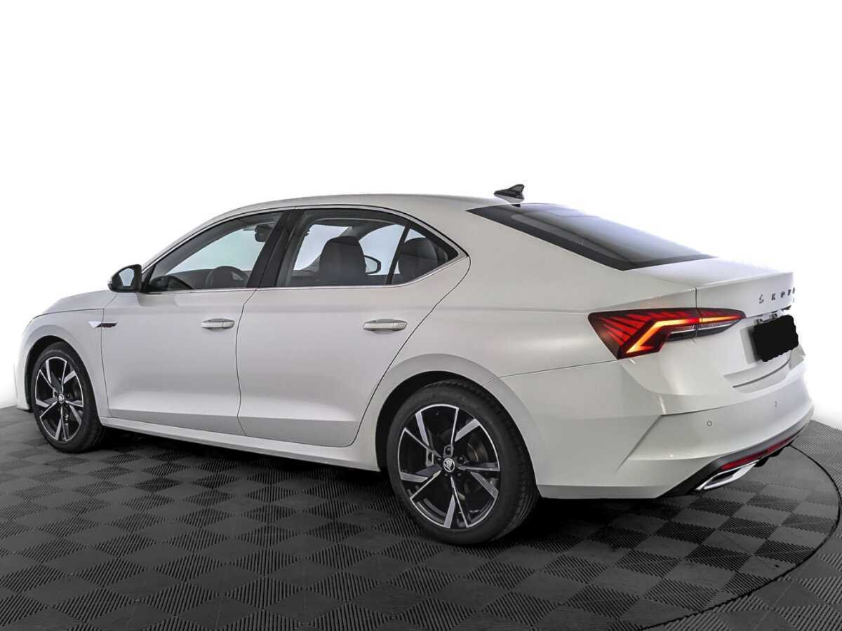 Skoda Octavia, 2023 Фото №7