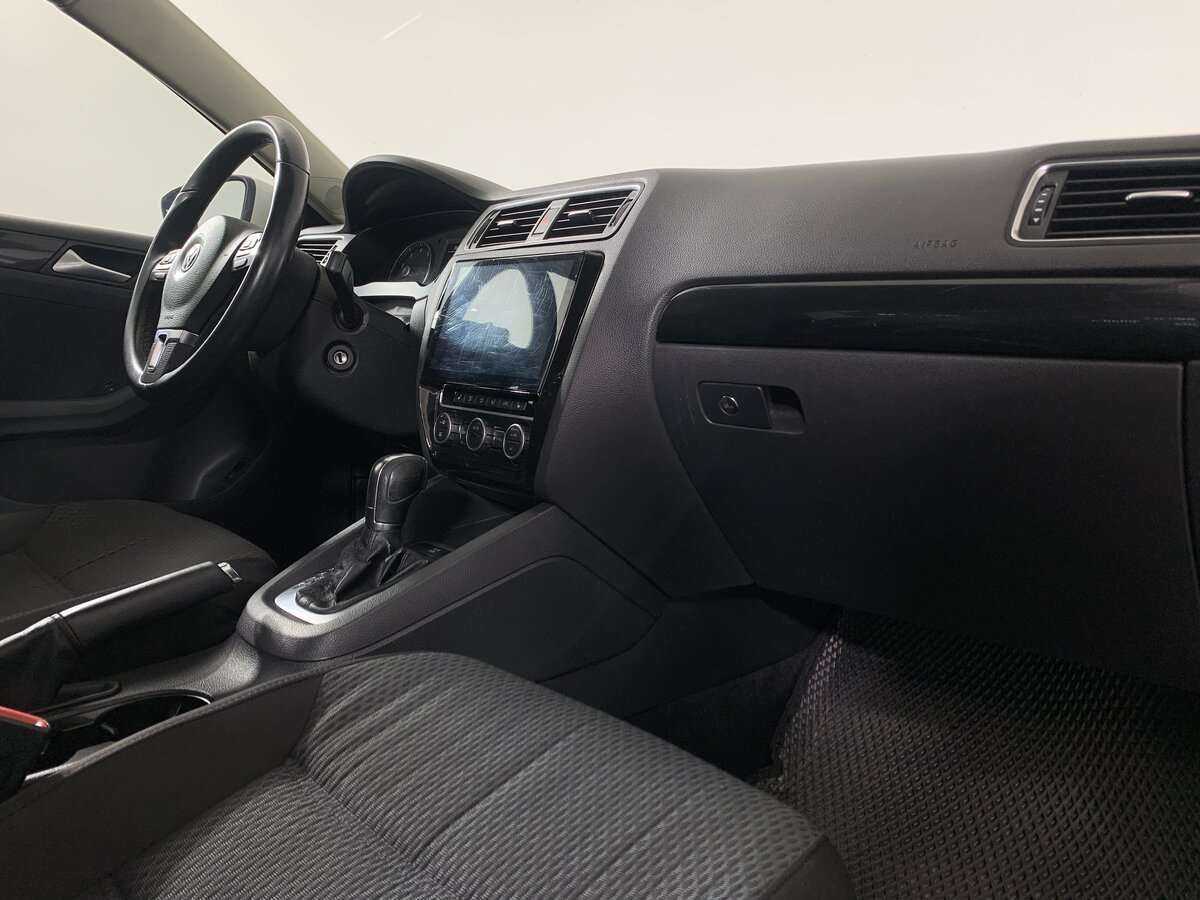 Volkswagen Jetta, 2012 Фото №11