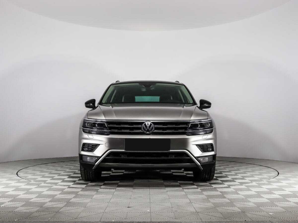 Volkswagen Tiguan, 2019 Фото №2