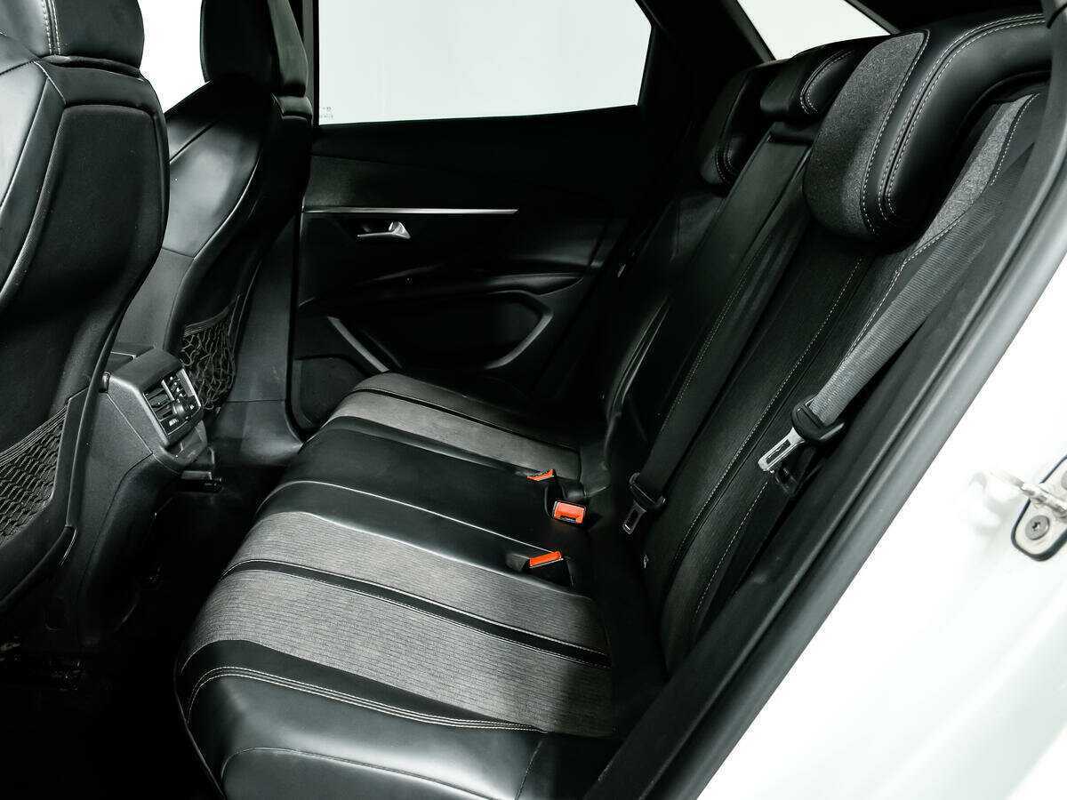 Peugeot 3008, 2017 Фото №11