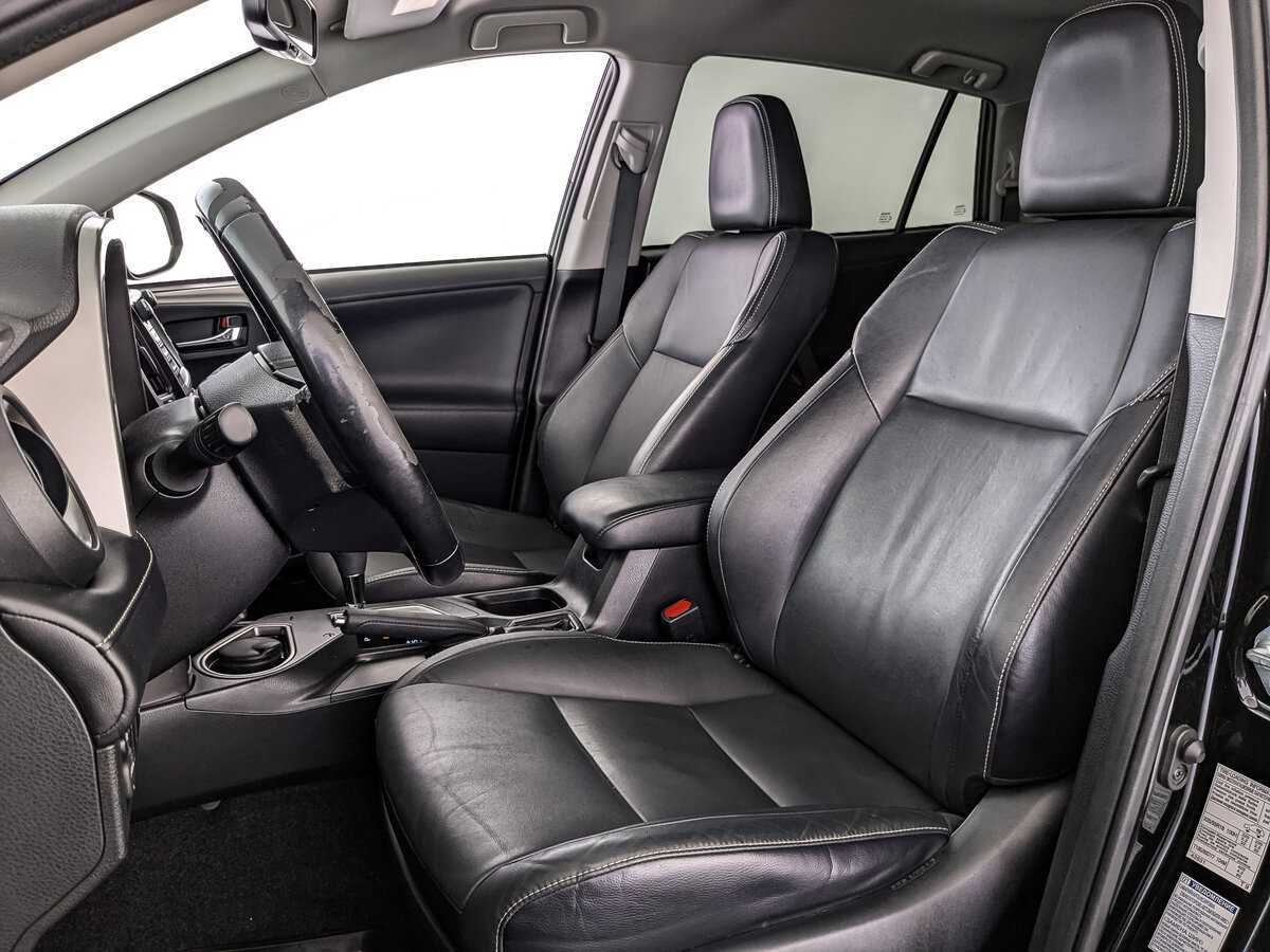 Toyota RAV4, 2017 Фото №16